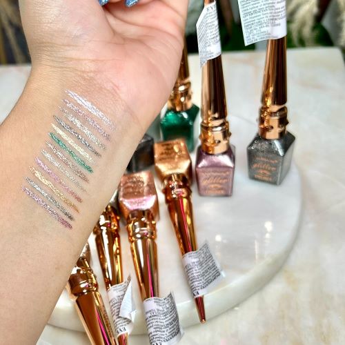 Delineador Glitter Kiss Beauty