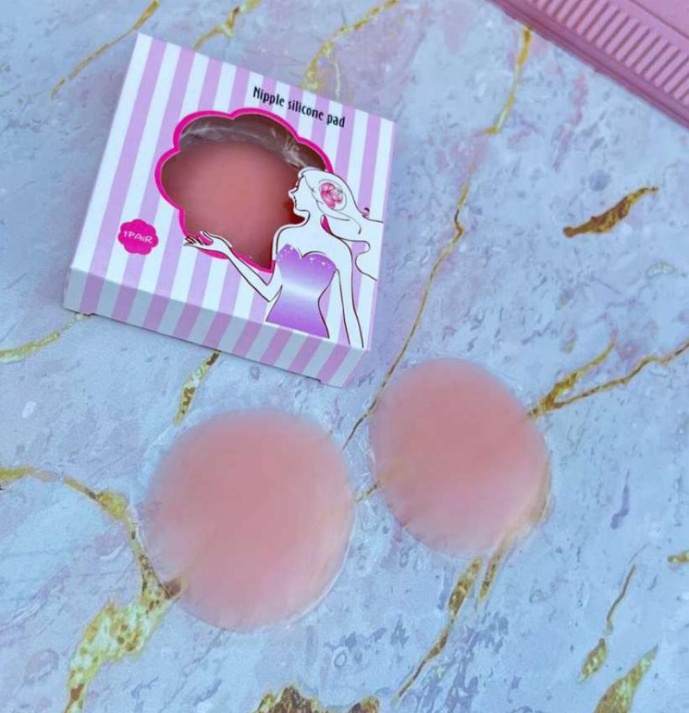 Tapa pezones - boob tape