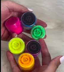 Pigmentos Neon Keydi de la rosa