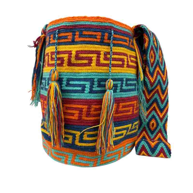MOCHILA WAYUU DISEÑO #18