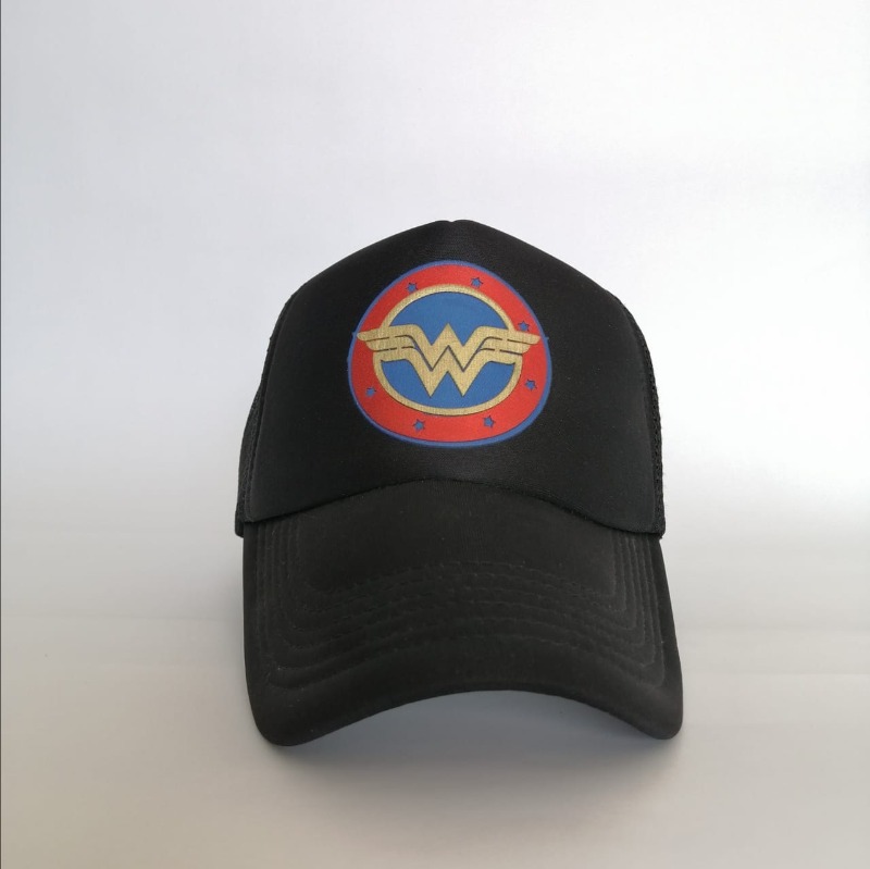 GORRA LOGO MUJER MARAVILLA