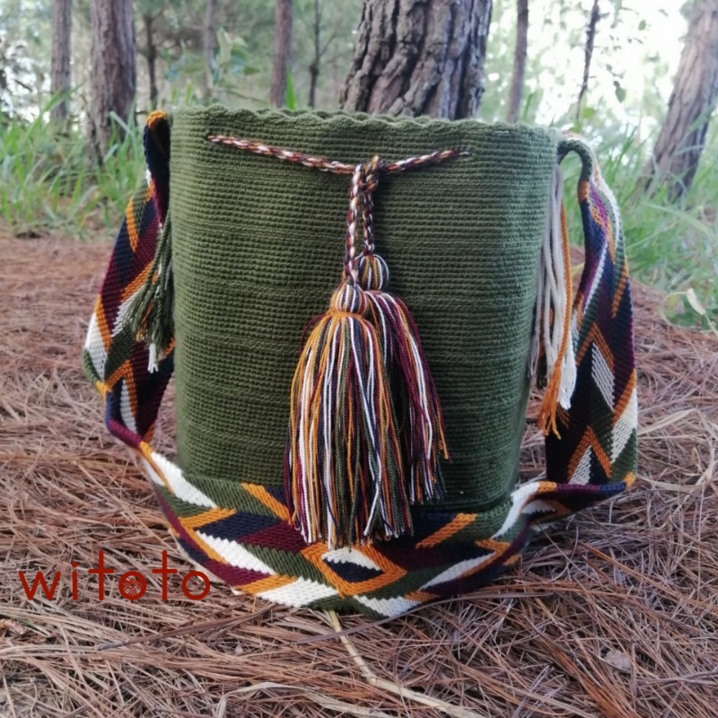 MOCHILA WAYUU VERDE MILITAR 1