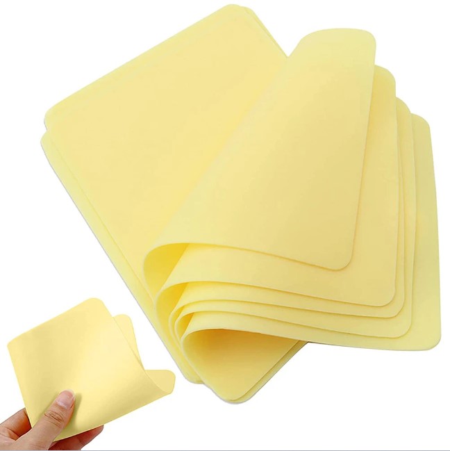 PIEL SINTETICA AMARILLA 20X30CM GRUESA