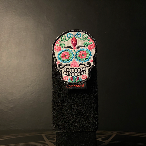 SUGAR SKULL NARIZ FUCSIA