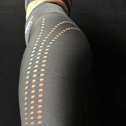 LEGGIN BLACK HOLES A LOS LADOS