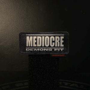 PARCHE MEDIOCRE SUBLIMADO