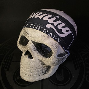 BANDANA/ RUNNING IS MY THERAPY/ NEGRA