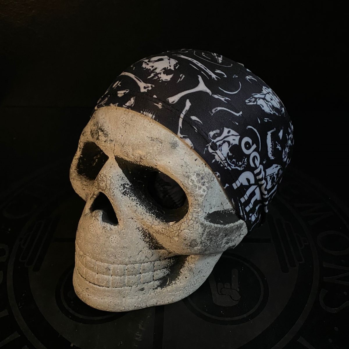 BANDANA ANIMAL SKULL