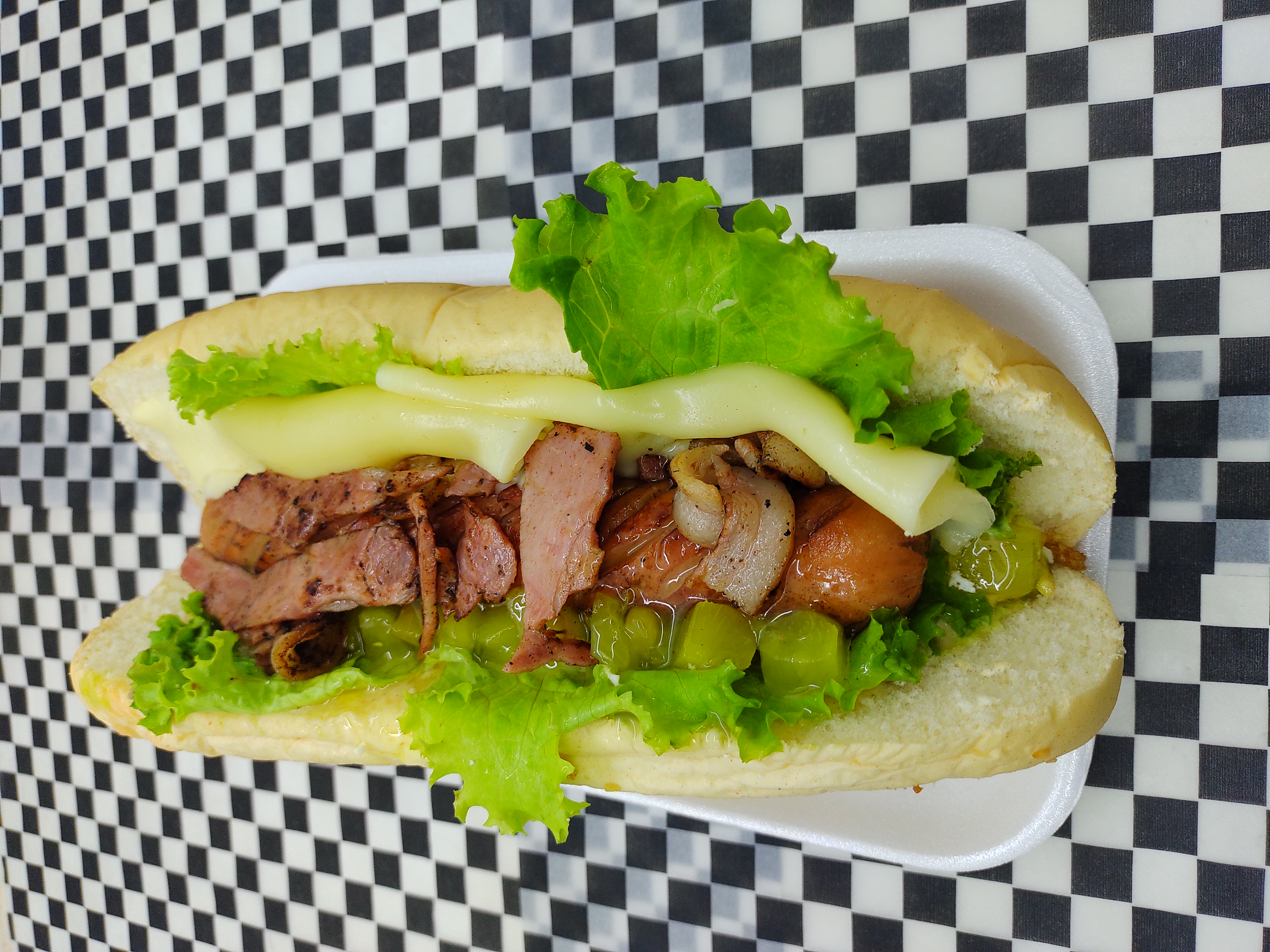 PERRO ITALO HAWAHIANO