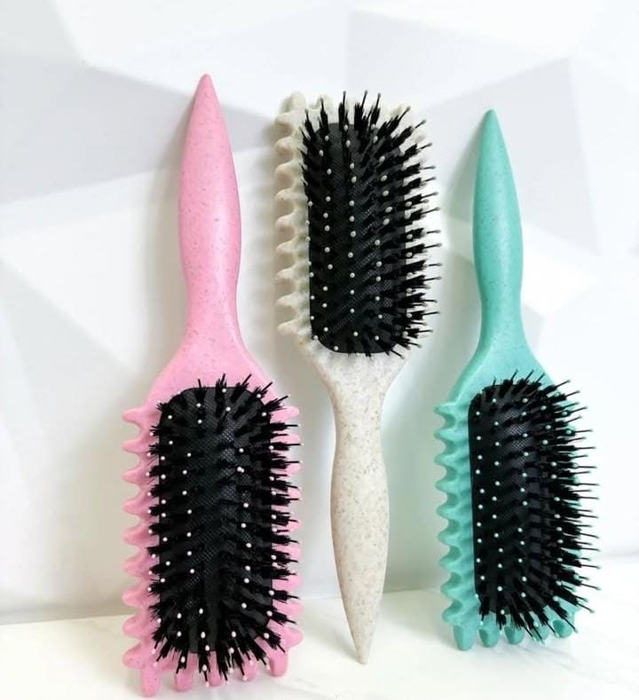 CEPILLO PARA DEFINIR RIZOS