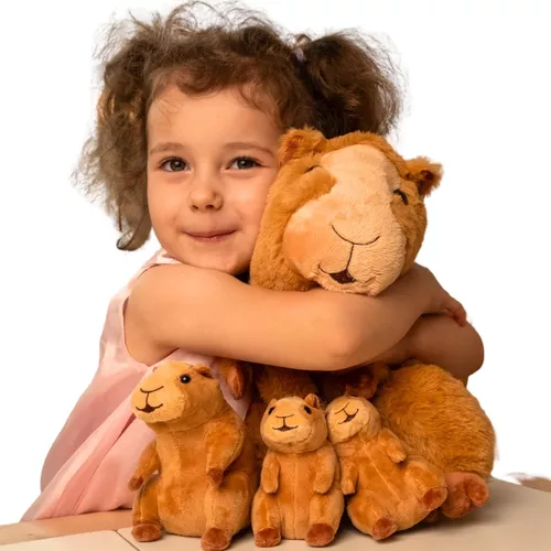 Peluche Capibara Grande Con 3 Capibaras Bebé