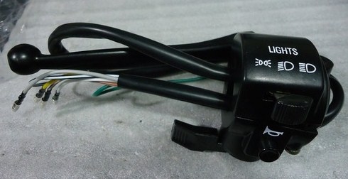 COMANDO IZQUIERDO AX100 NEGRO MANIGUETA B&K