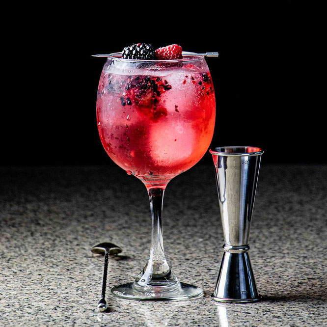 GIN TONIC CHERRY