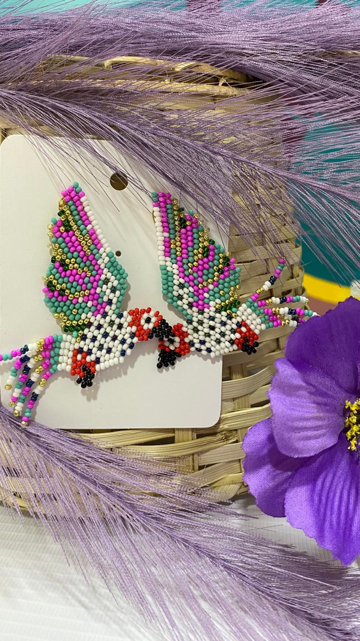 Aretes loro multicolor