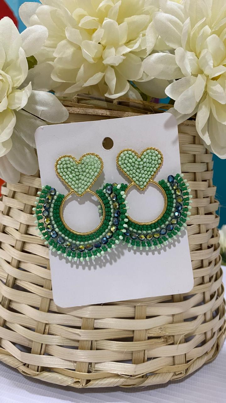 Aretes corazon y medio criculo verde menta