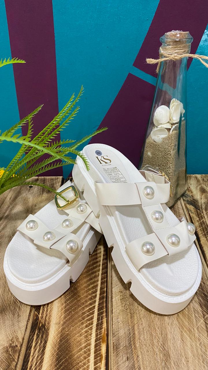 Sandalia maria crema