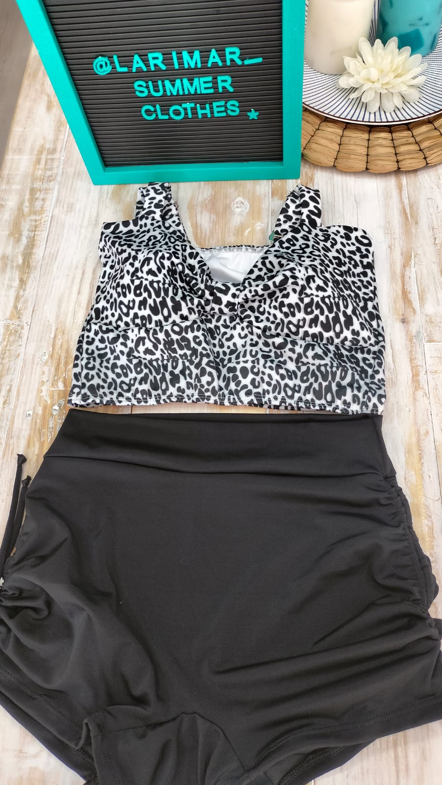 bikini pantaloneta ajustable y top animal print