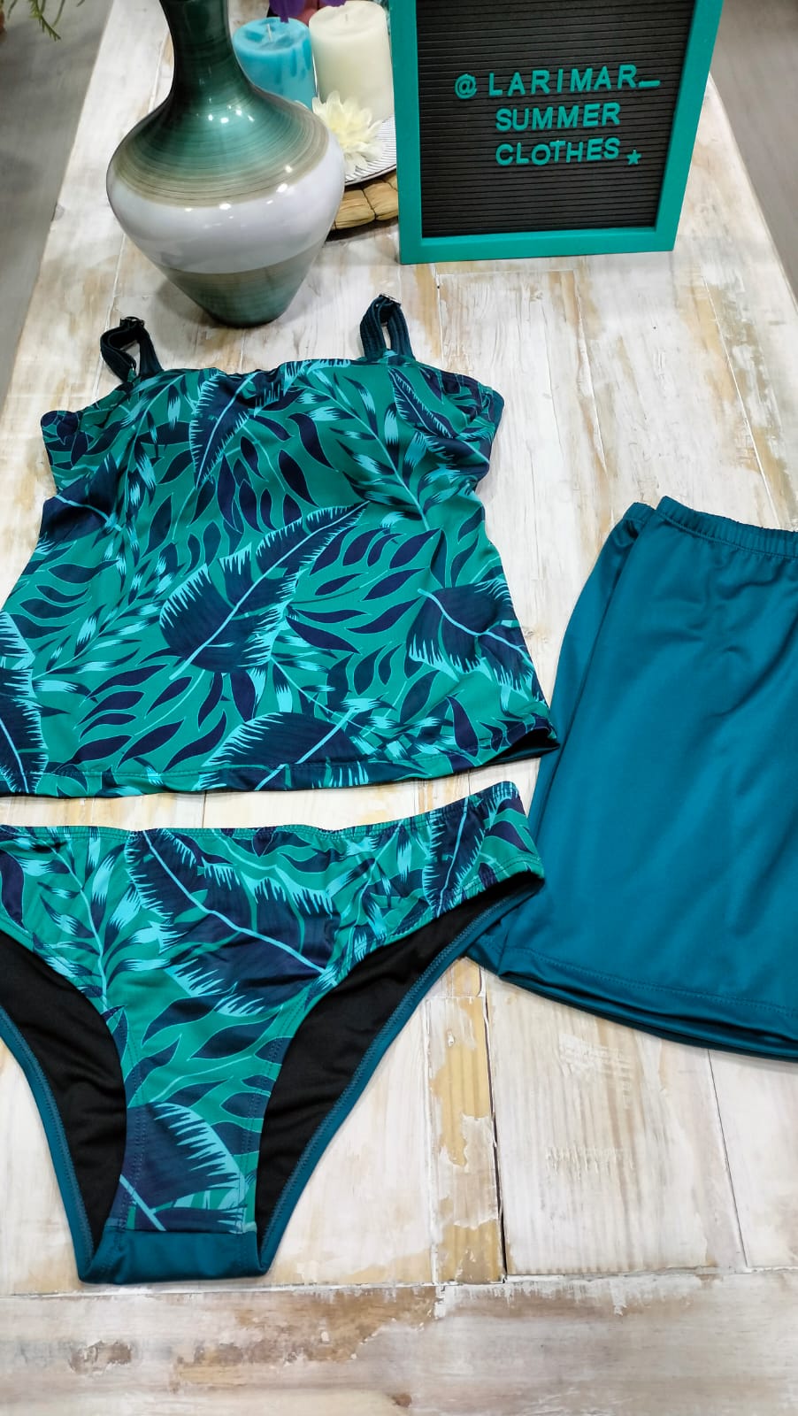 Bikini pantaloneta + tanga + camisa esqueleto hojas verde esmeralda