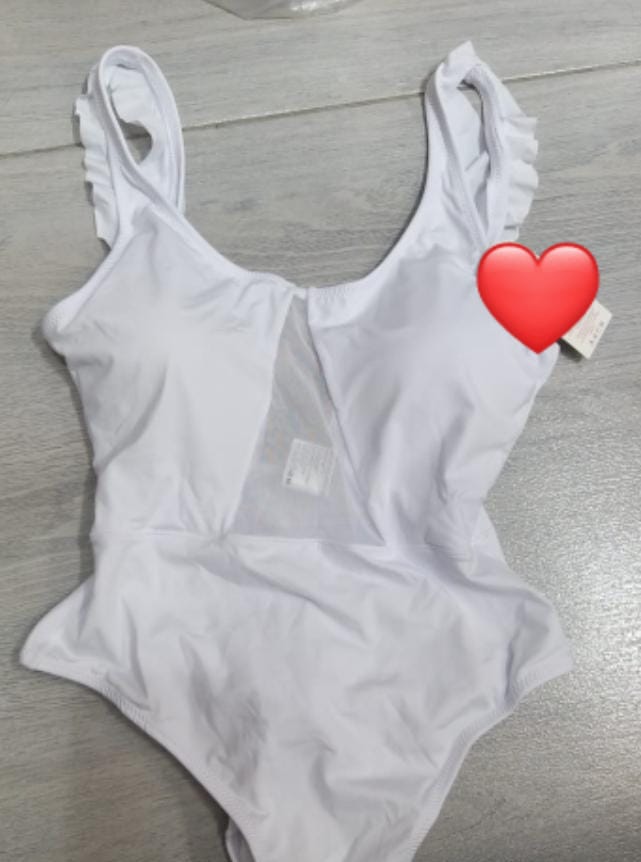 Enterizo velo escote