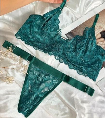 Conjunto 1097 encaje con varilla sin copa/panty ajustable