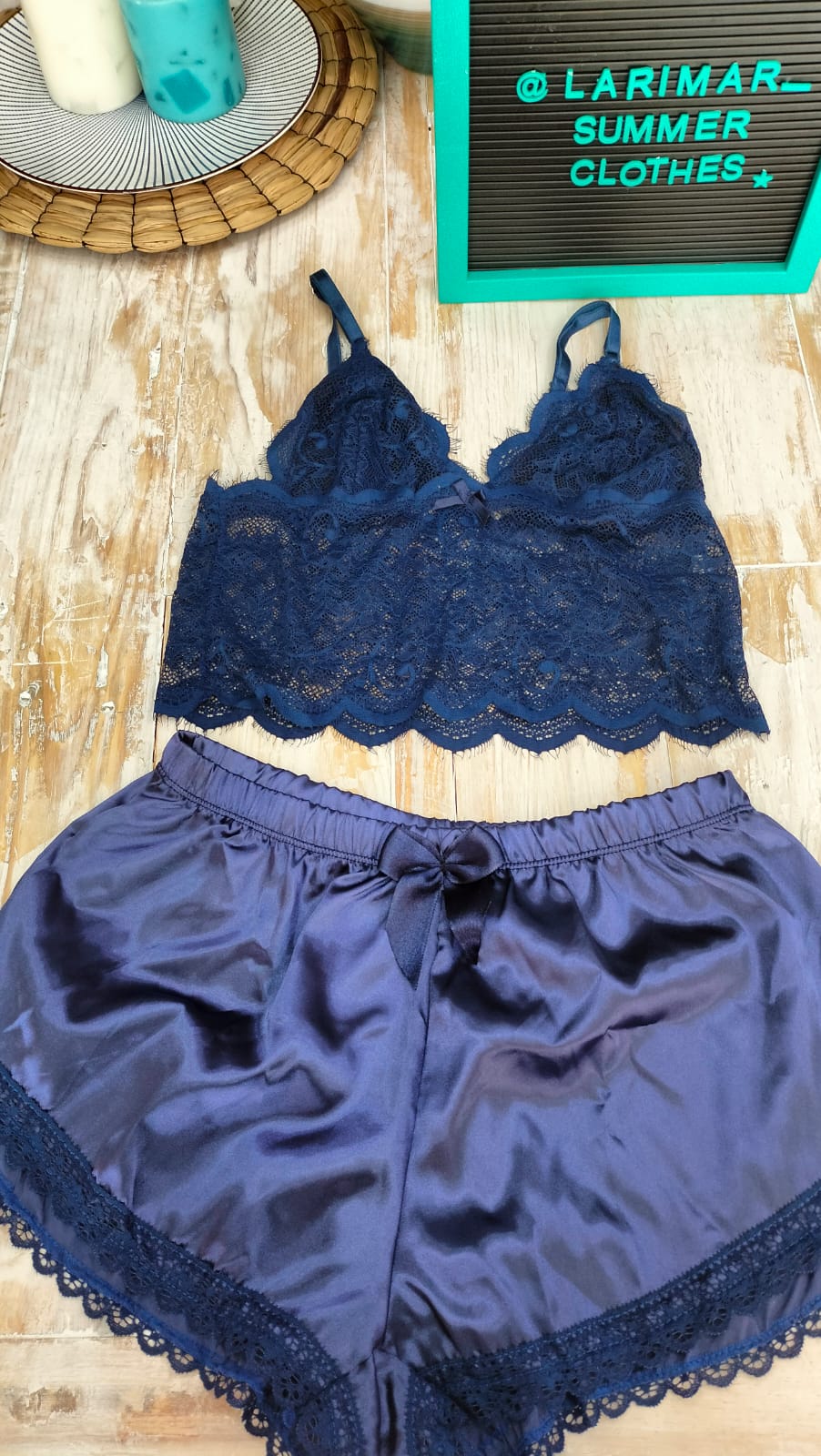 Short + top en encaje