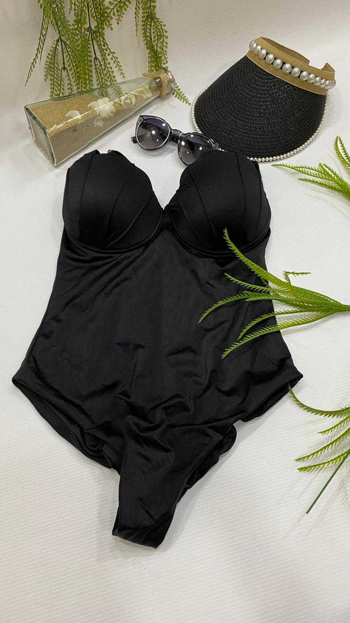 Enterizo copa sirena unicolor  negro