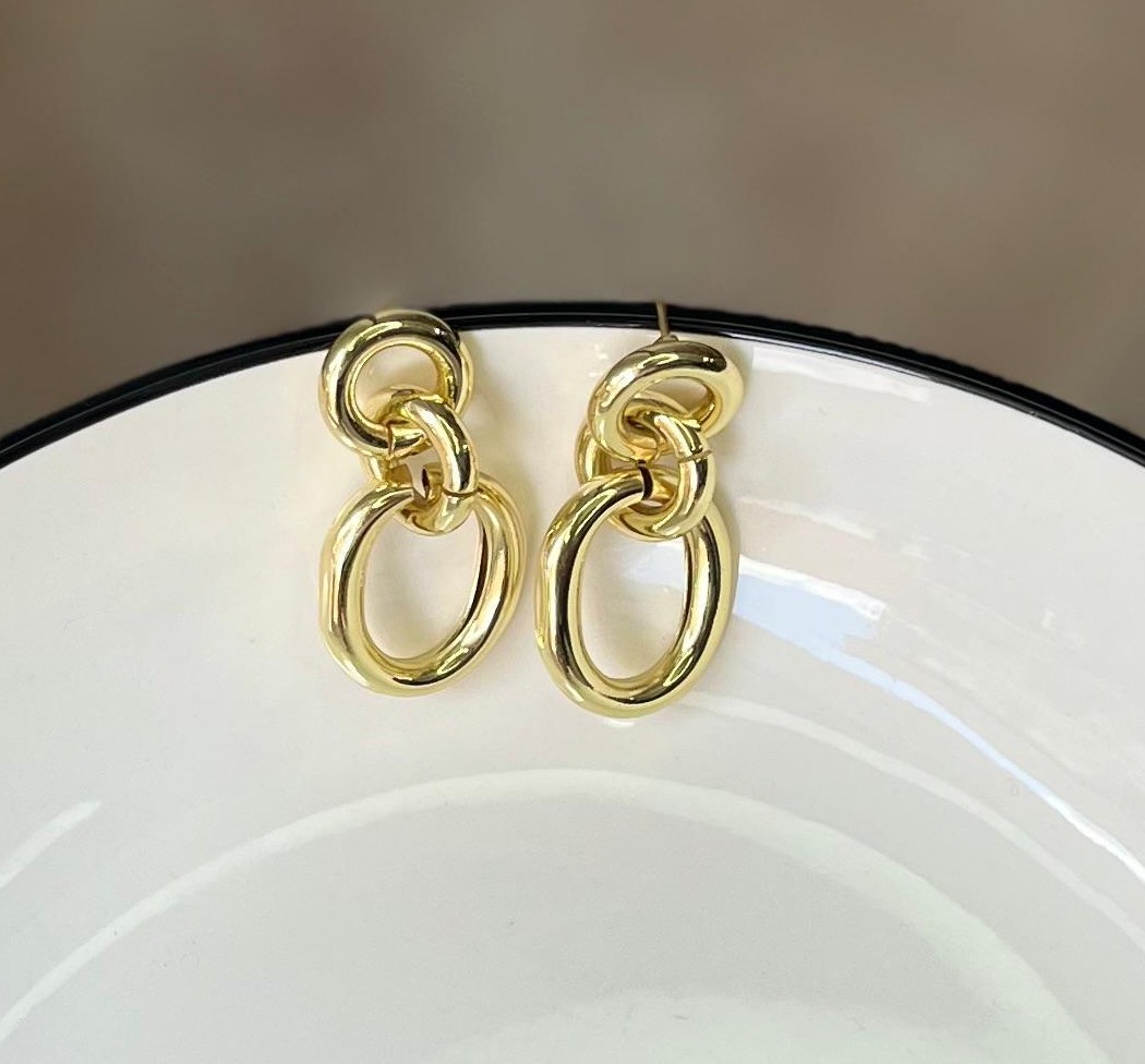Aretas grandes doradas y plateadas 22