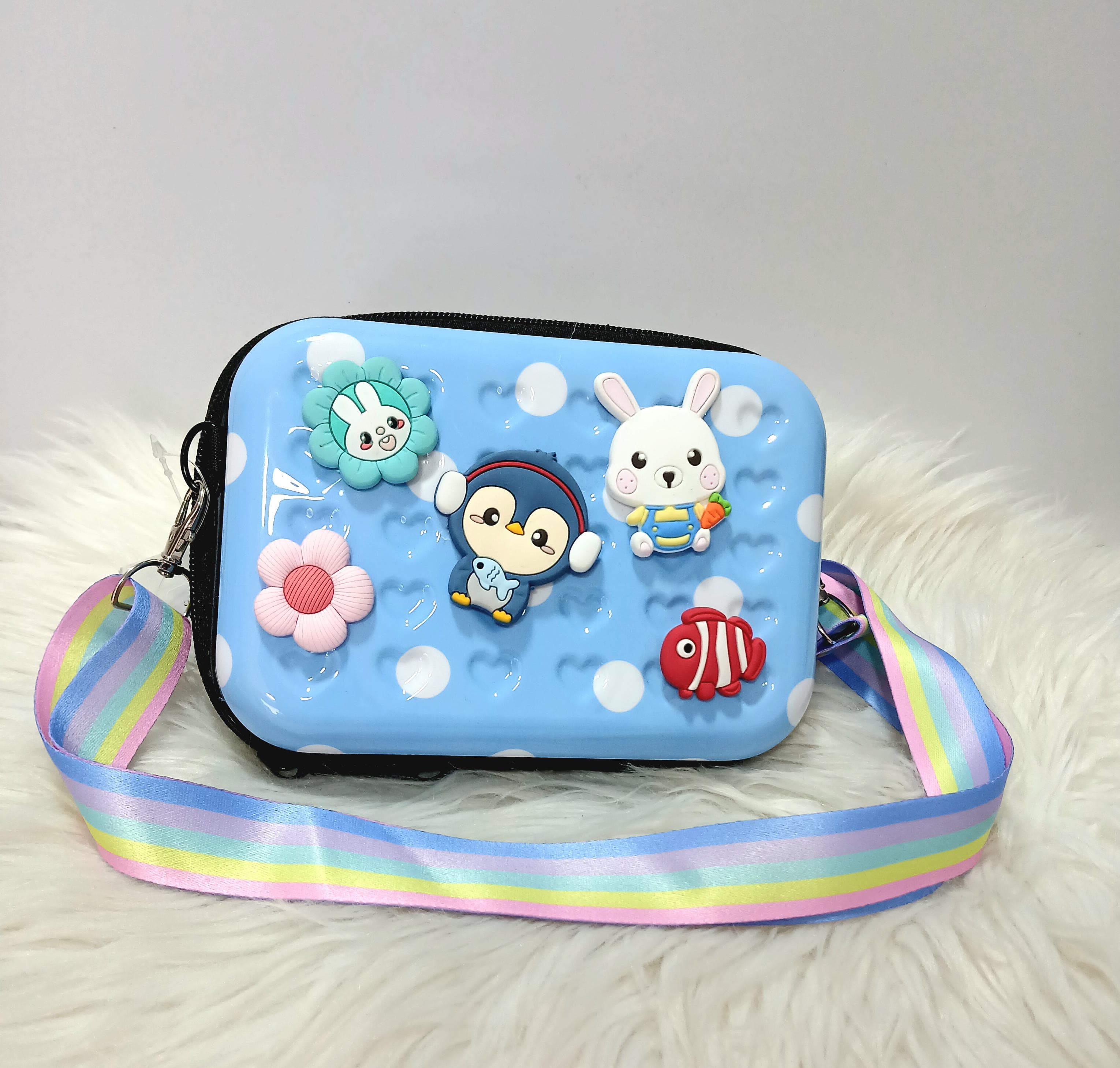 Cartera niña con pines y cierre azul FKB-4040