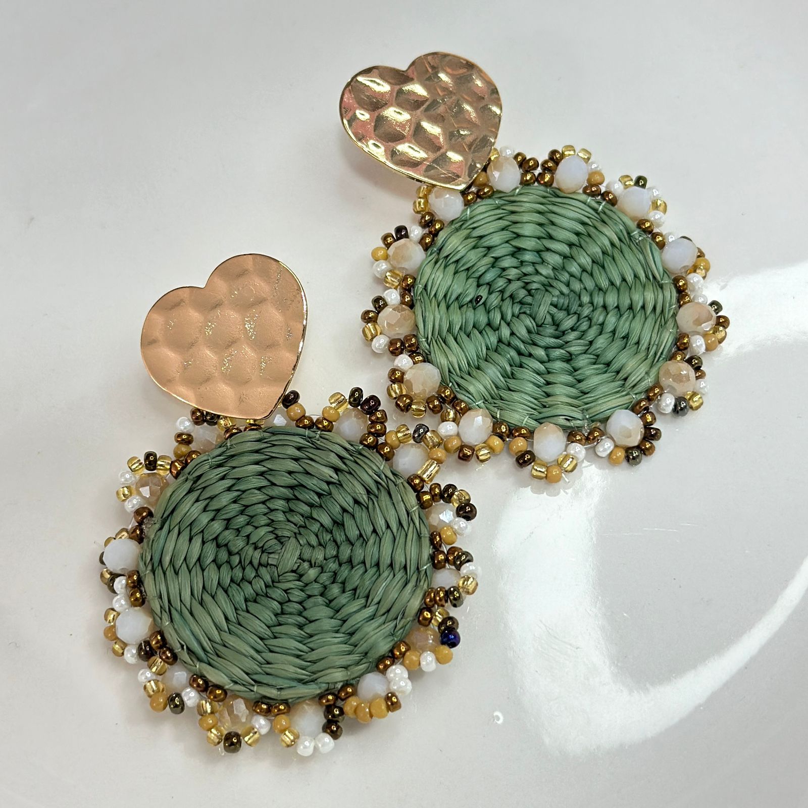 ARETAS TEJIDAS MOSTACILLA DA074