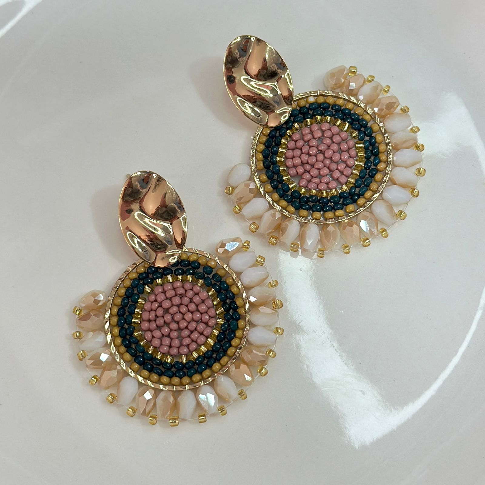 ARETAS TEJIDAS MOSTACILLA DA084