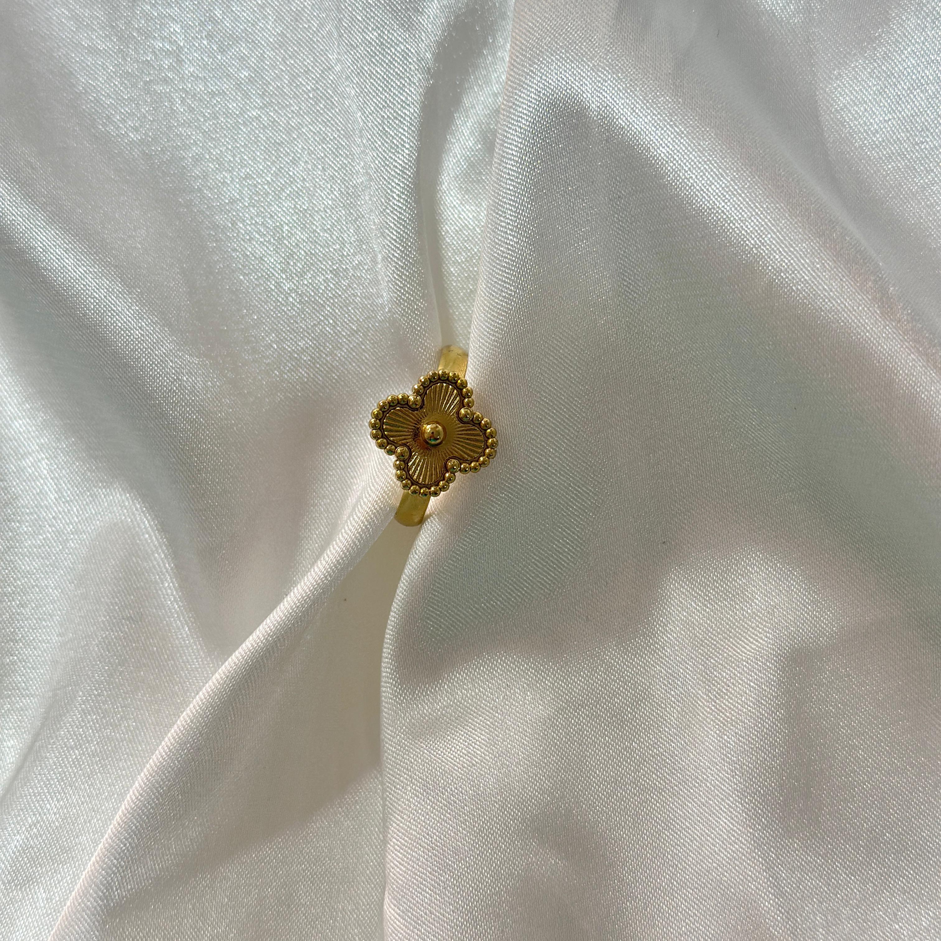 ANILLO TREBOL DA181