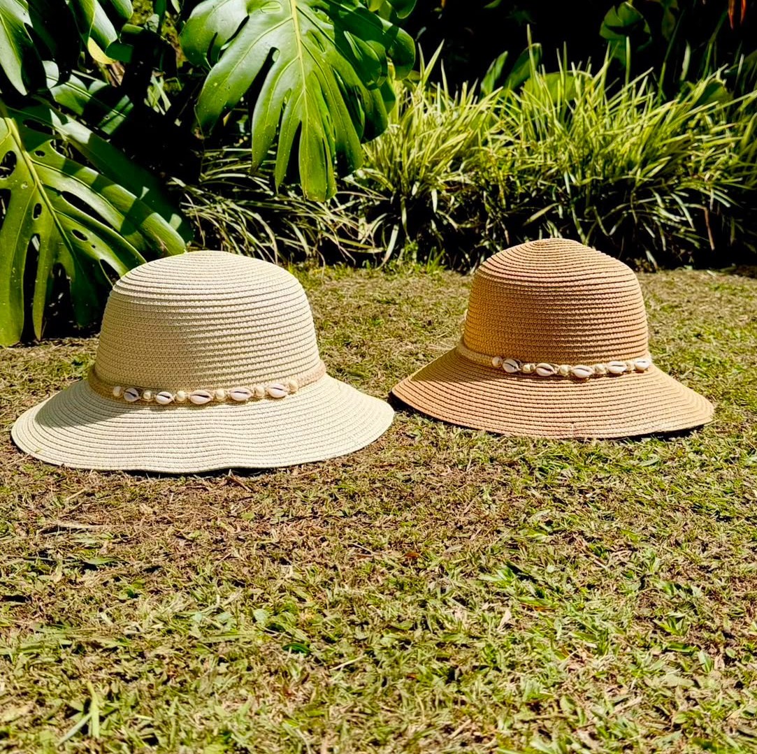 SOMBRERO PEQUEÑO CONCHAS AJ1015