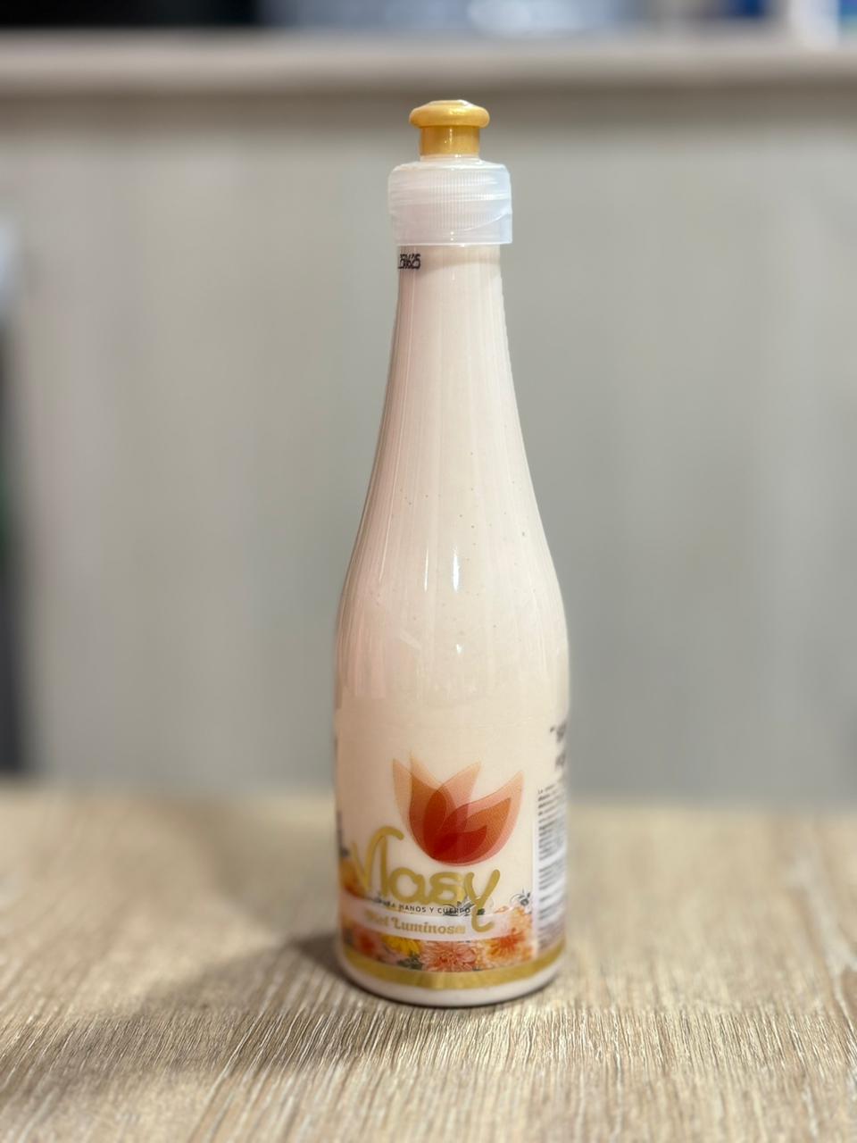 CREMA DE MANOS PIEL LUMINOSA