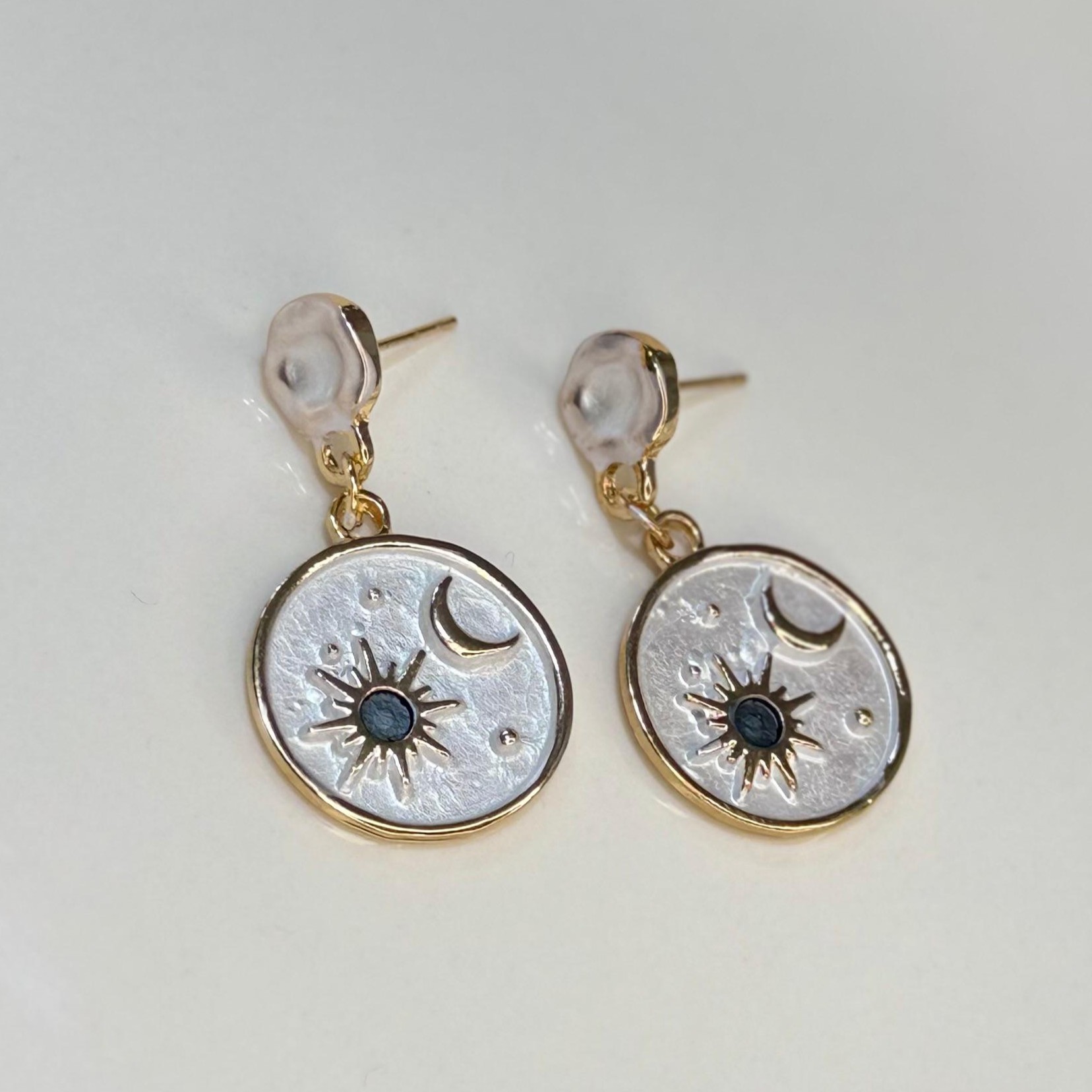 ARETES LUNA BLANCO DA1225011