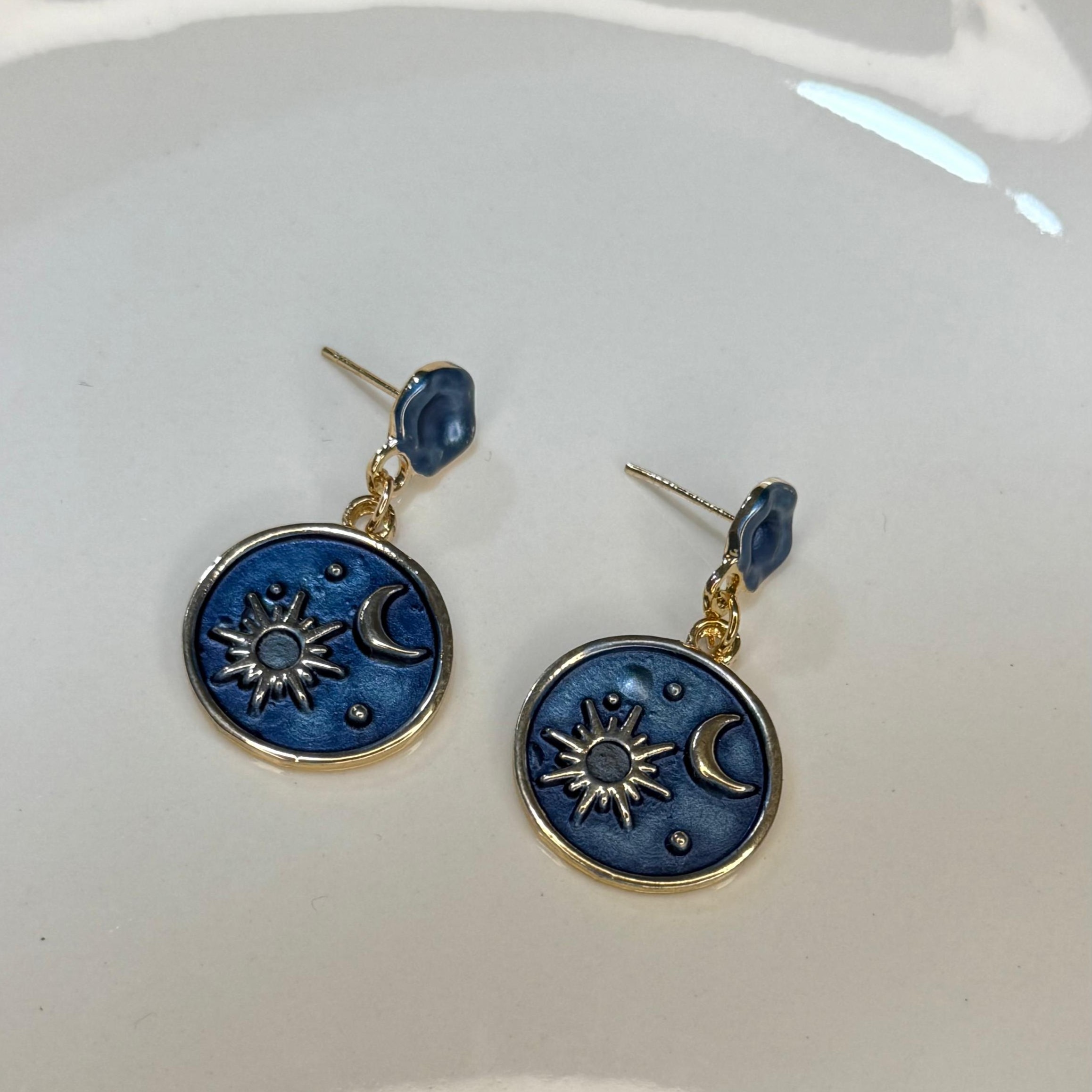 ARETES LUNA AZUL DA1225012