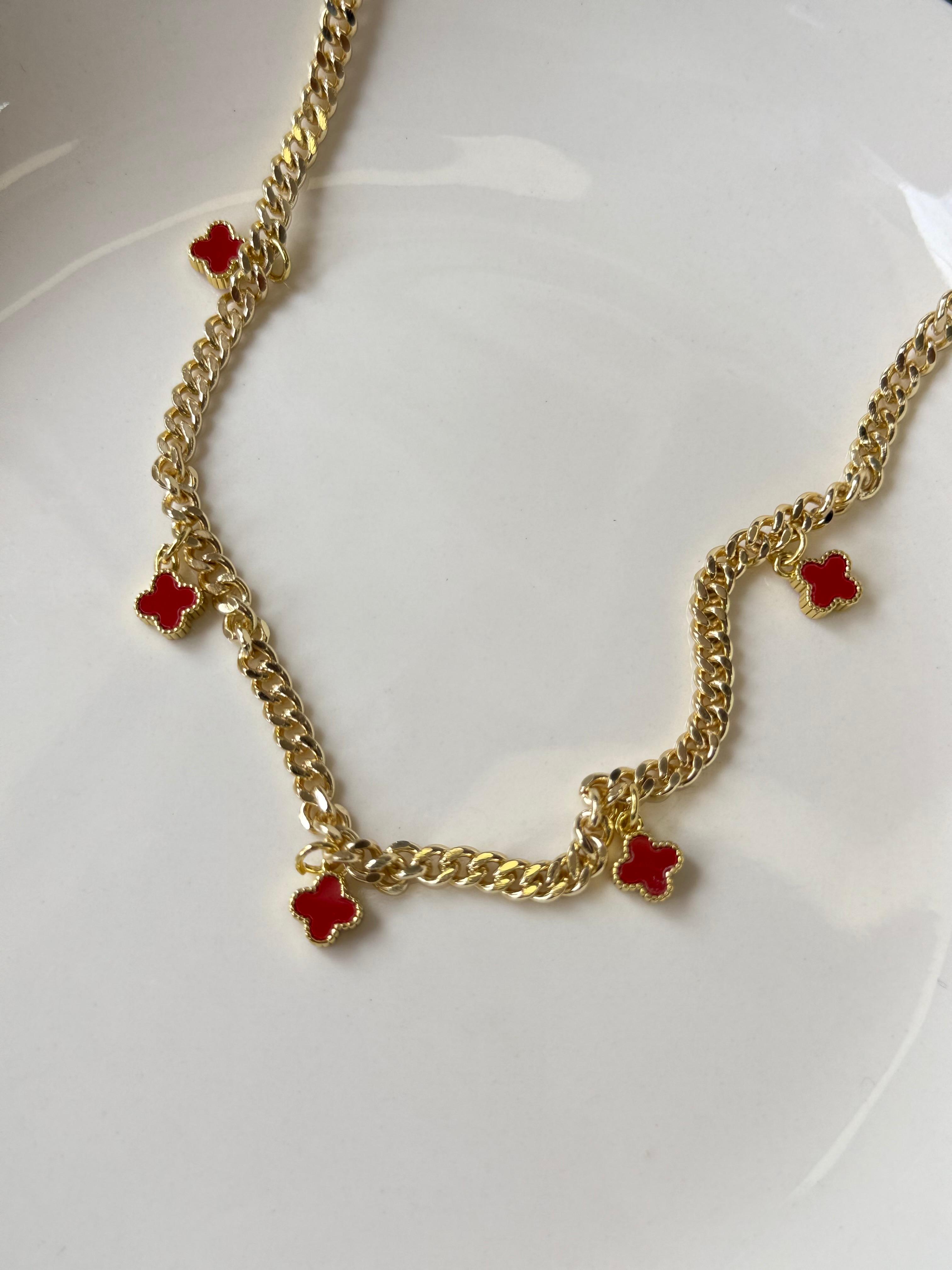 COLLAR TREBOL ROJO 732601