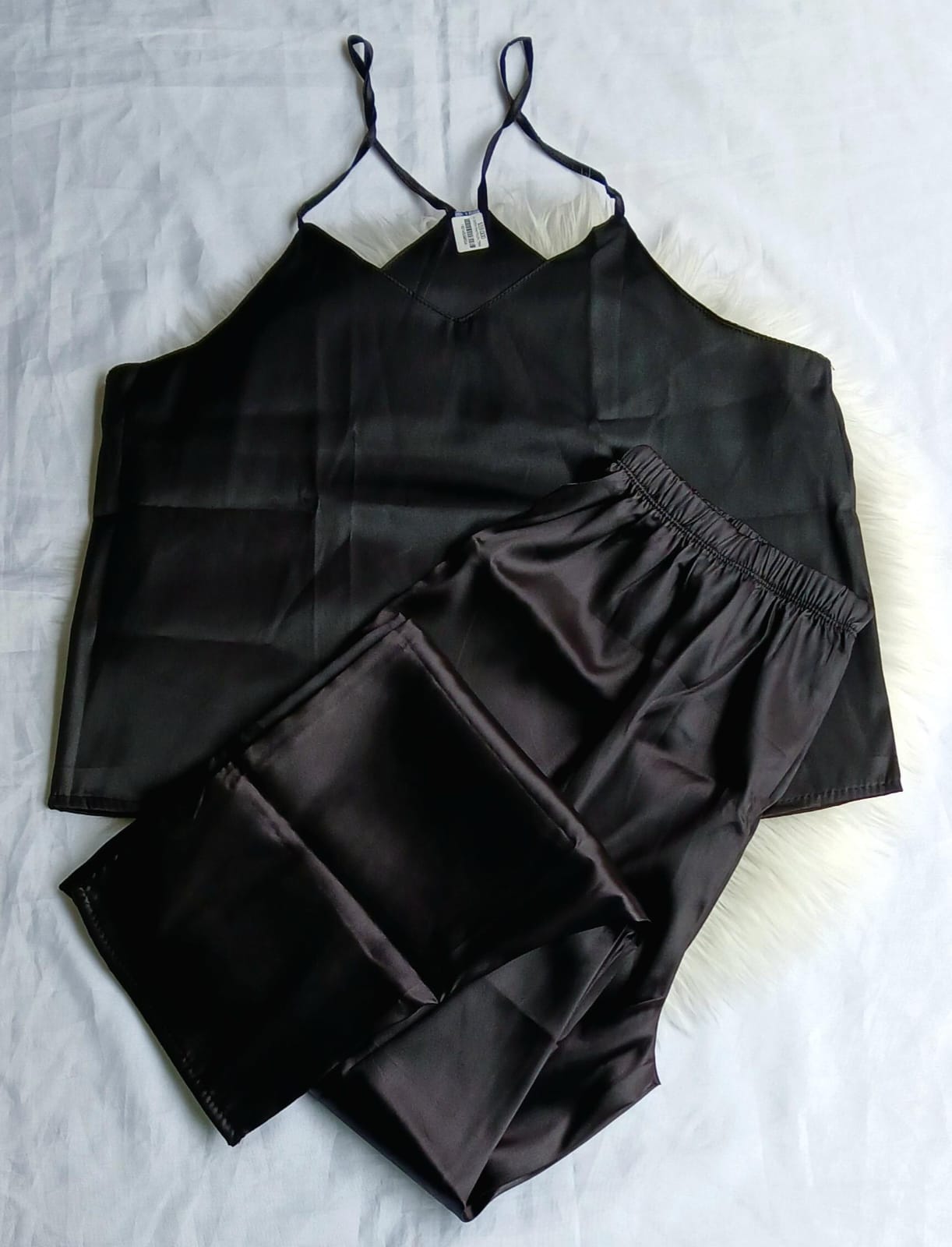 Pijama satin pantalon tiras unicolor negro