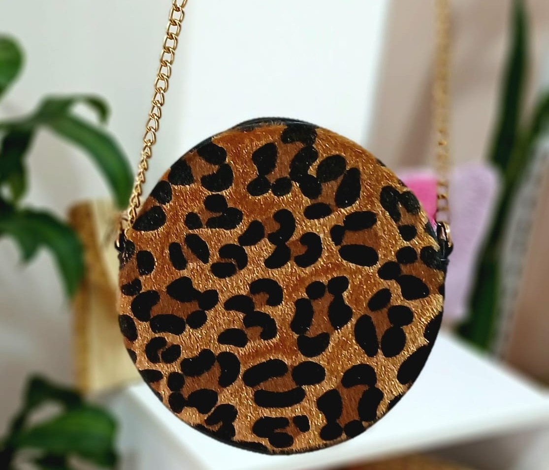 Bolso redondo animal print