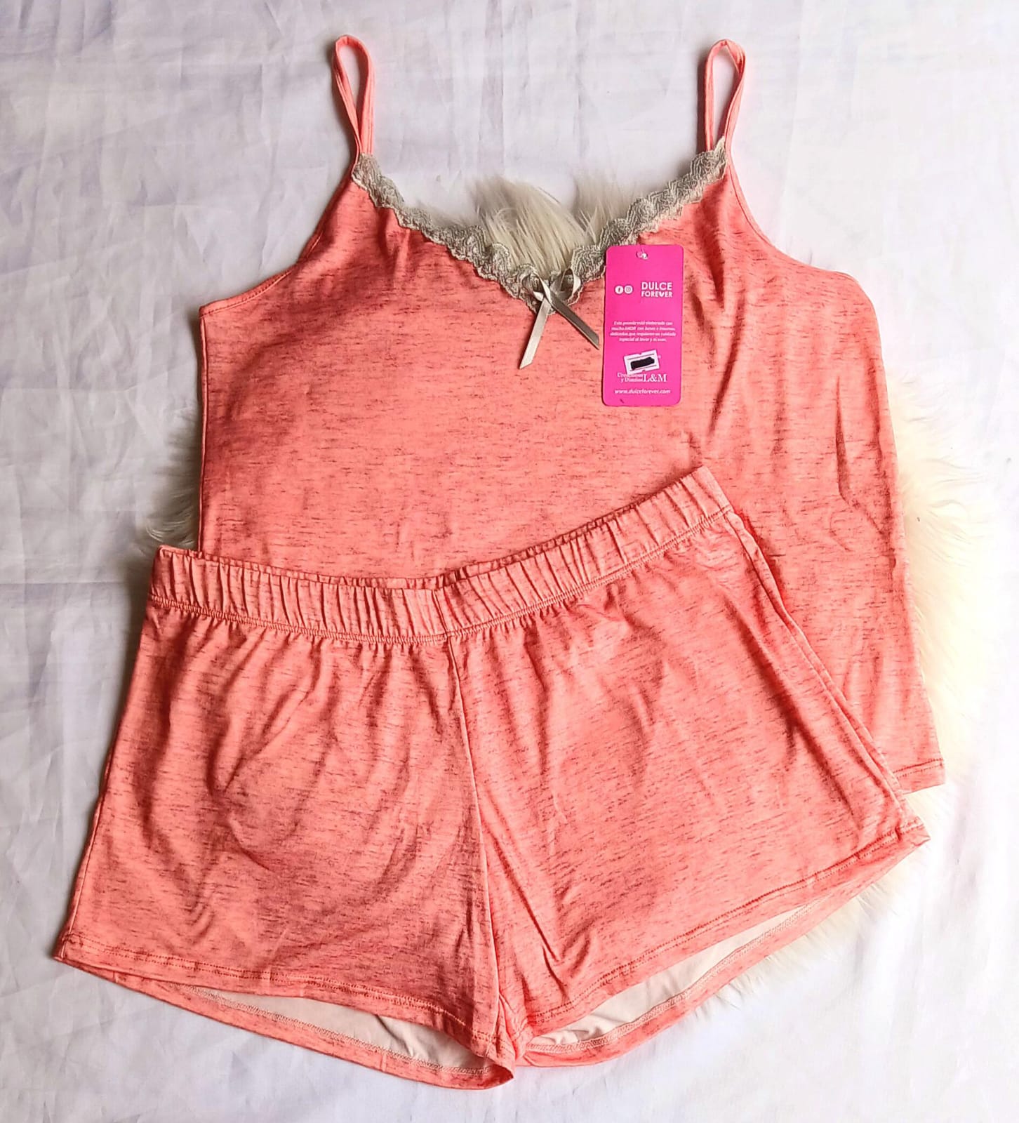 Pijama short unicolor blusa tiras rosado
