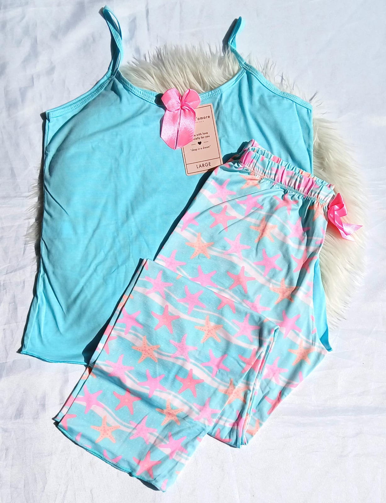 Pijama pantalon verde estrellas blusa azul tiras