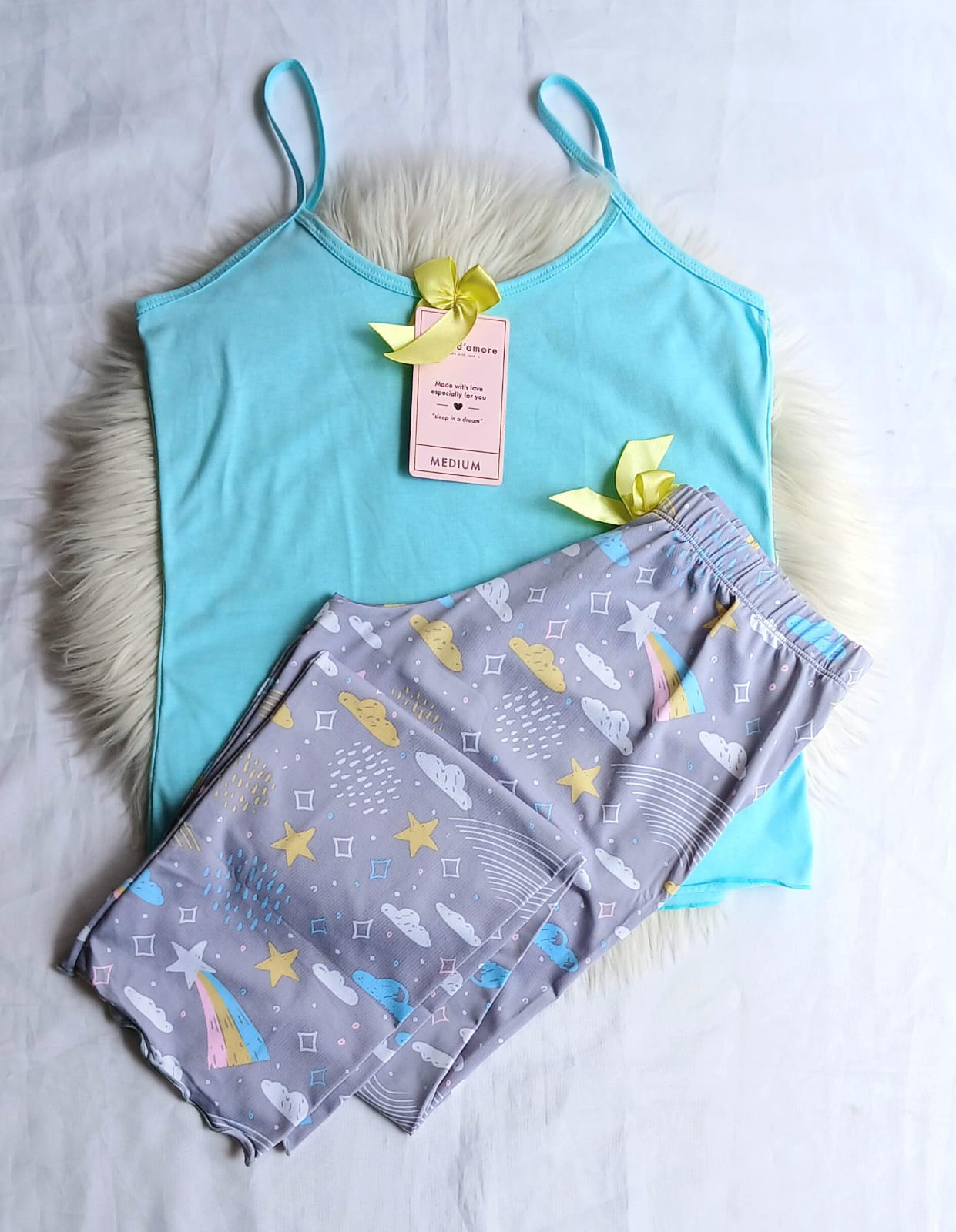 Pijama pantalon gris mar blusa verde azul tiras