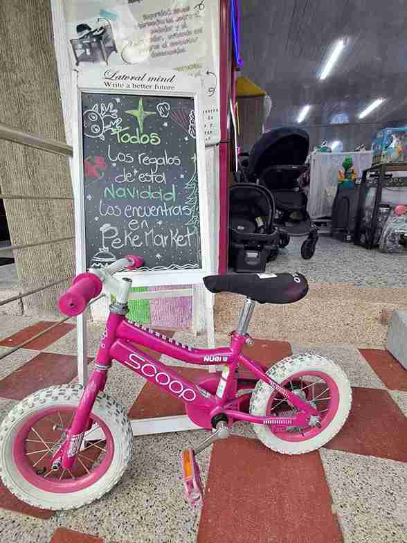 BICICLETA FUCSIA SCOOP