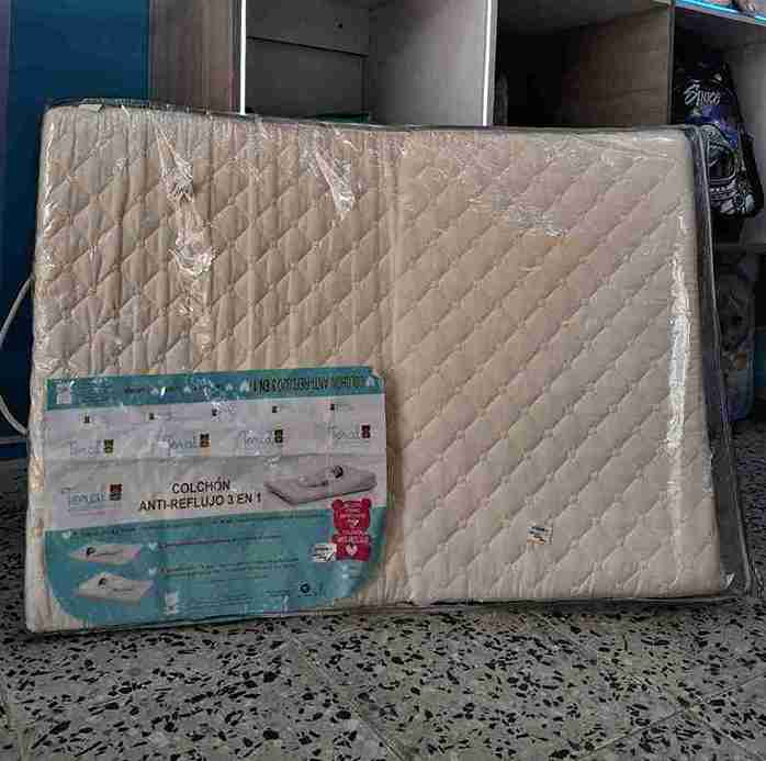 COLCHONETA ANTIREFLUJO BLANCA