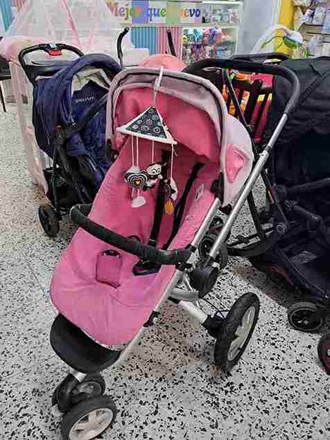 QUINNY PASEADOR ROSADO