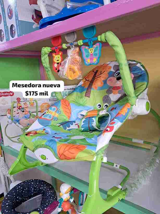 SILLA  MECEDORA VIBRADORA TIIBABY