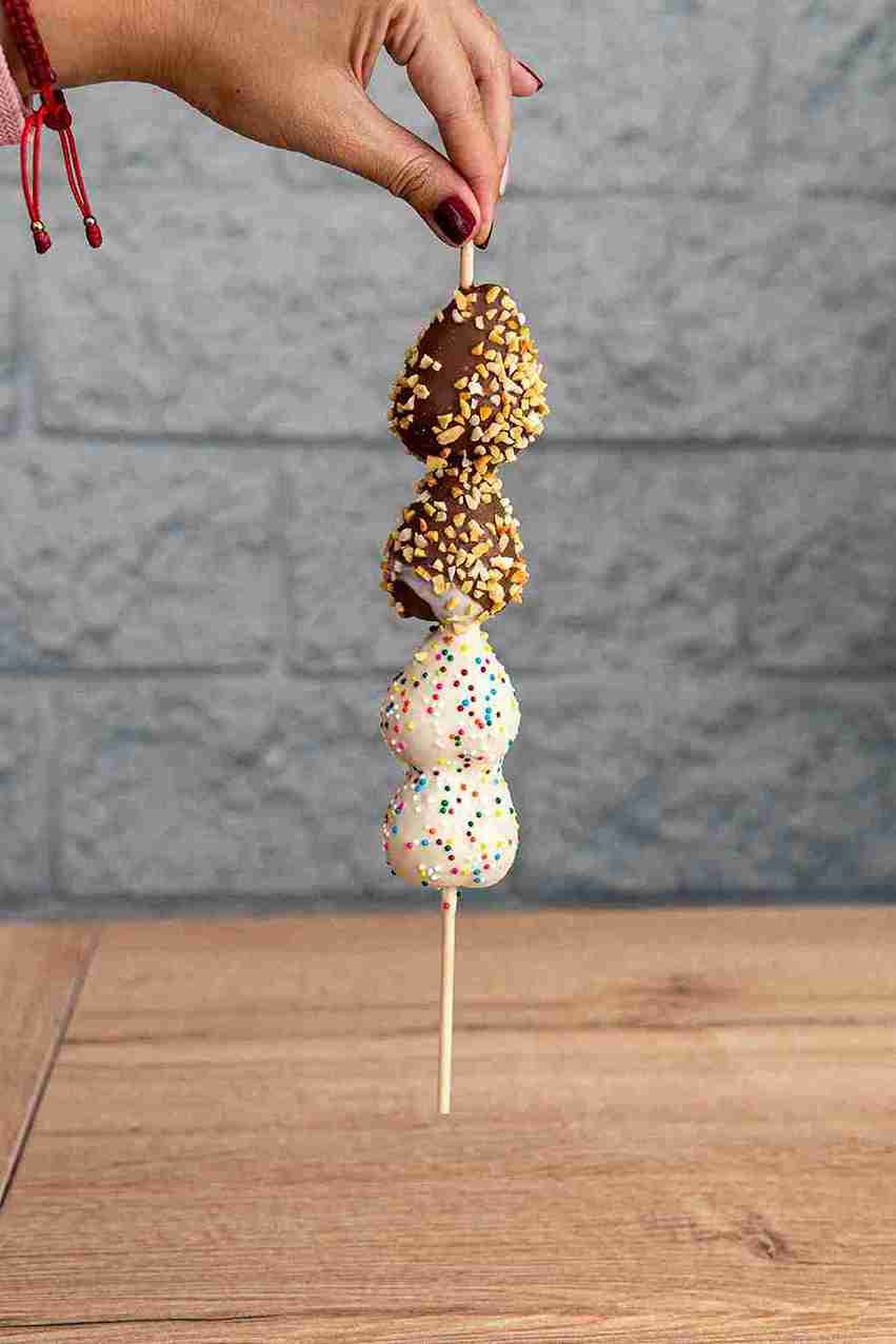 Pincho de Fresas con chocolates