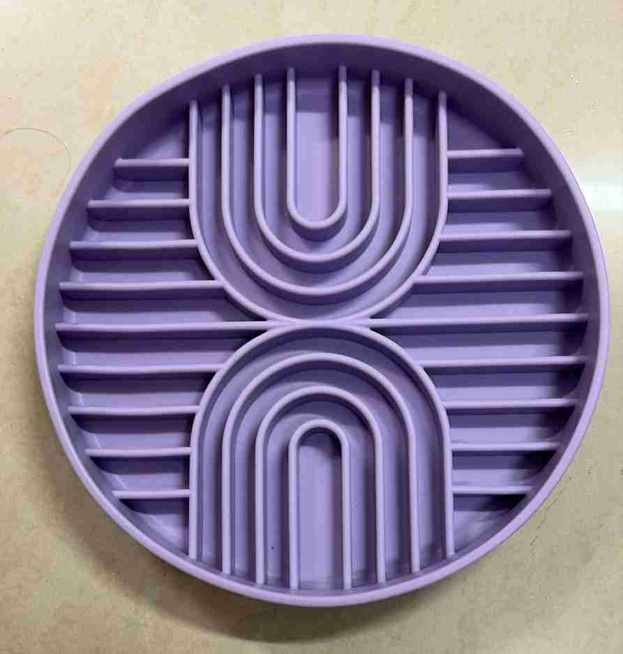 PLATO COMEDERO LABERINTO MEDIANO REDONDO