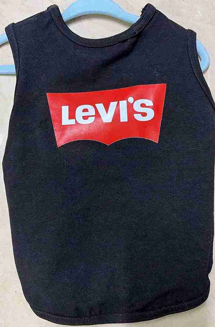 PLAYERA OLIMPICA LOVE & PETS LEVIS BLANCA/NEGRA TALLA 3