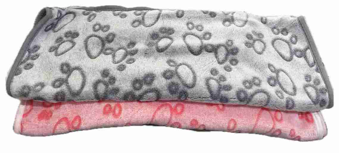 MANTA/FRAZADA HUELLITAS COLORES GRIS/ROSA