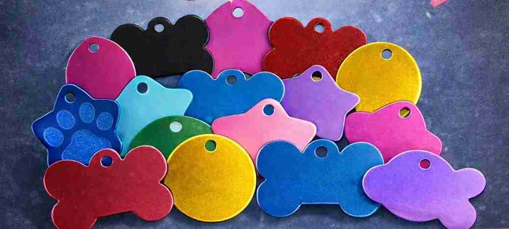 PLACAS DE IDENTIFICACIÓN DE ALUMINIO (INCLUYE GRABADO)